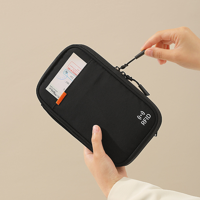 Multifunctionele paspoorttas D - Men'S Accessories Travel Bag recensie en prijs